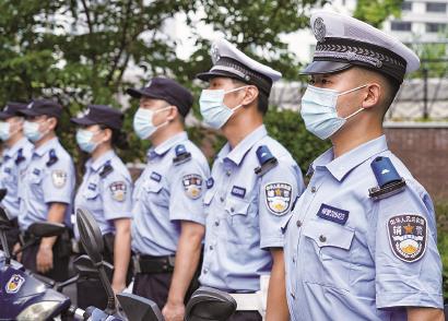 上海辅警改革最新动态，推动警务工作迈向新台阶